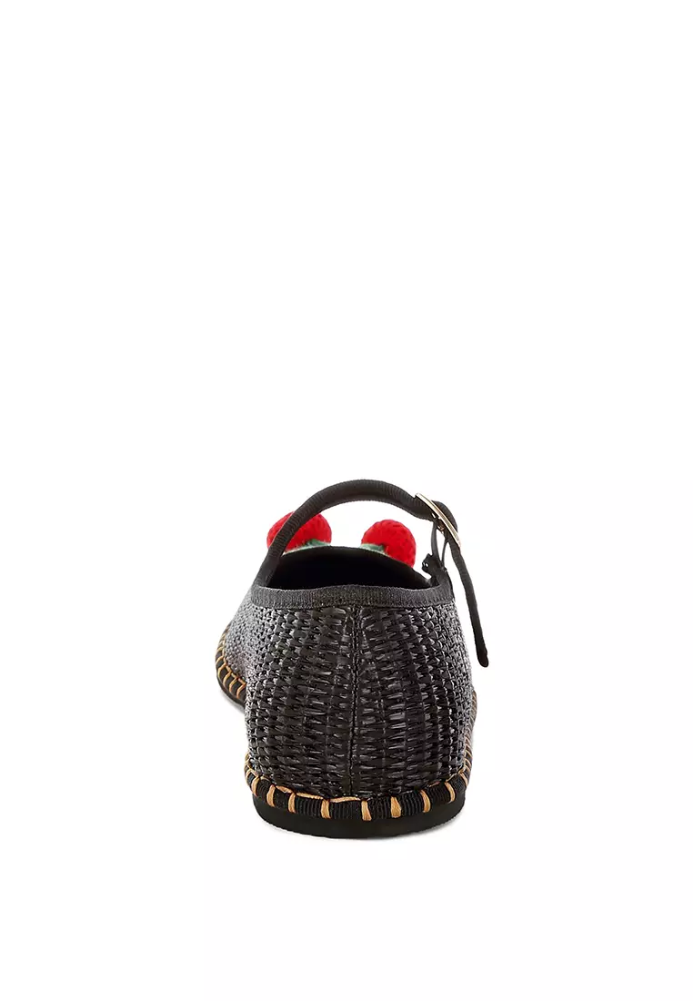 Sepatu Mary Jane Beraksen Ceri Warna Hitam