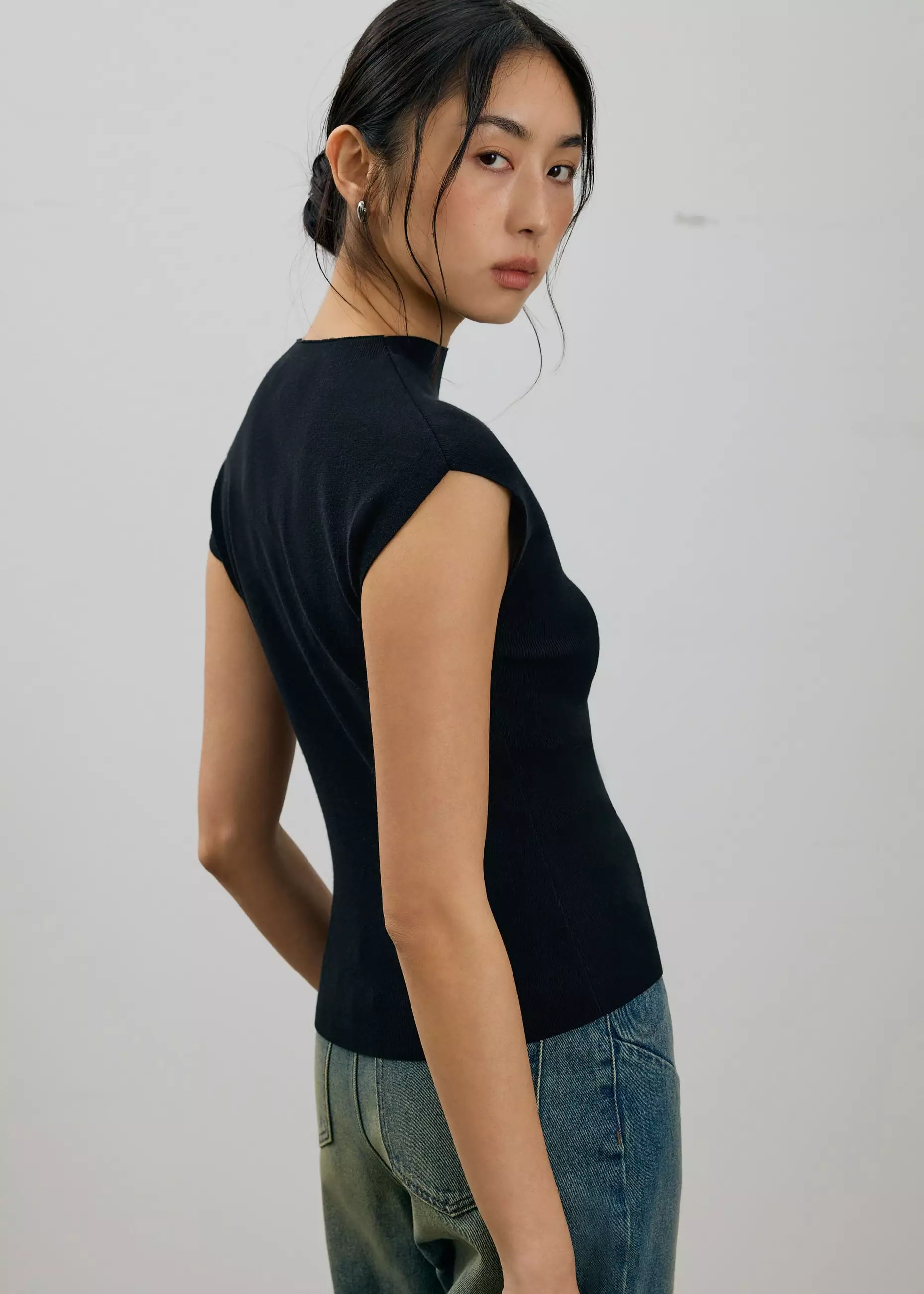 Atasan Wanita - Huan Mock Neck Knit Top