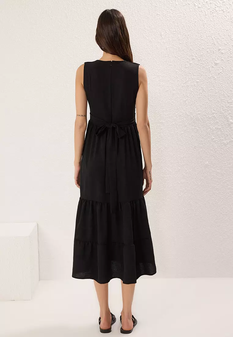 Black Plain Skirt Waist Opening Double Breasted Midi Woven Dress TWOSS25EL00201