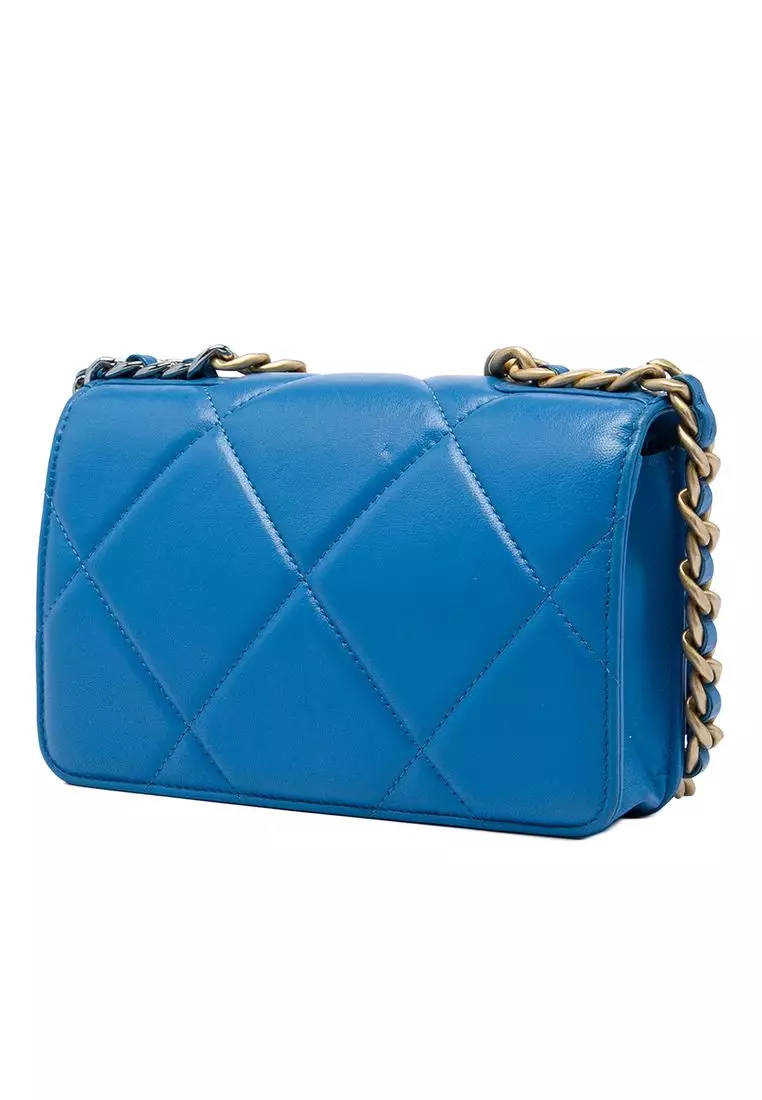 Pre-Loved Chanel Quilted Lambskin 19 Wallet On Chain