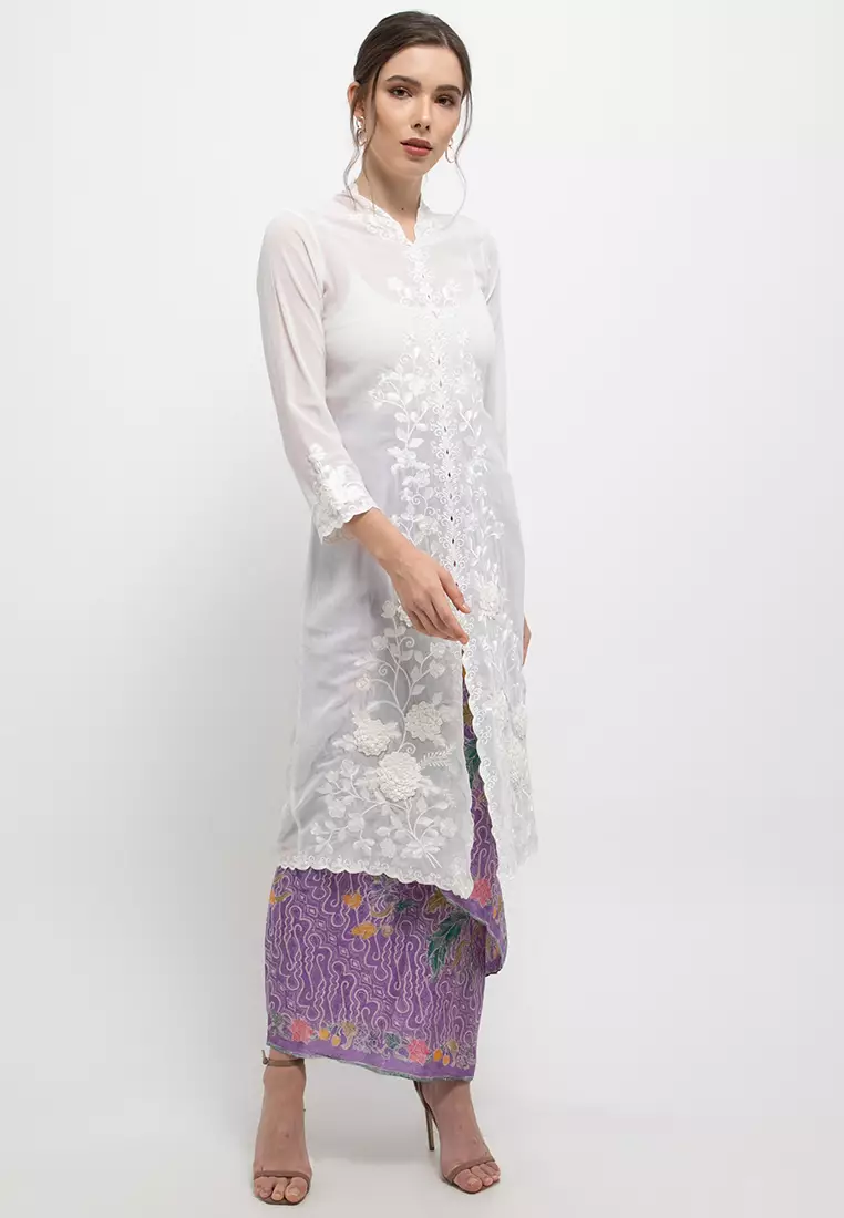 Kebaya Panjang All White Classic