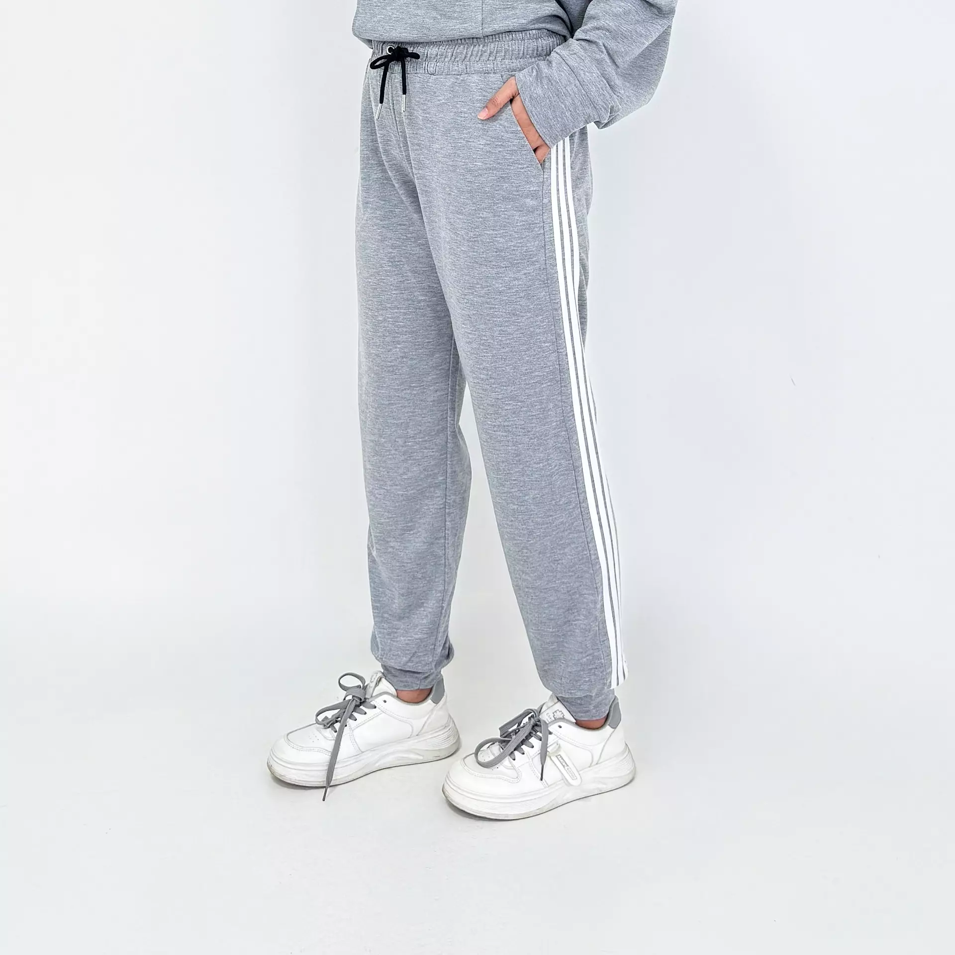 Raima Set Sporty Jogger Pants GREY Setelan Baju Olahraga Wanita