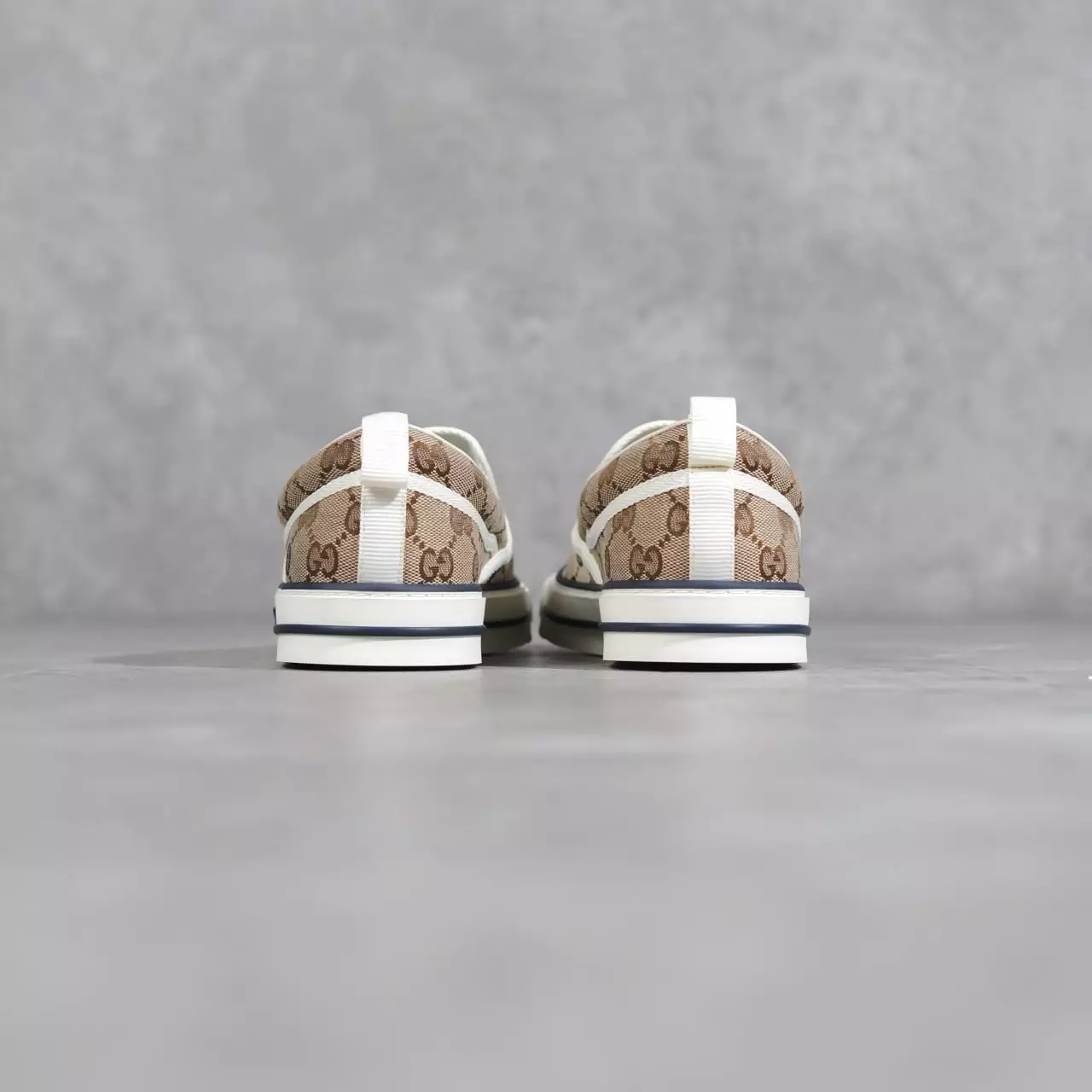 Sepatu GUCCI GG MONOGRAM BEIGE WHITE SLIP ON 100% ORIGINAL