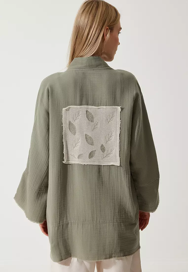 Applique Detail Kimono