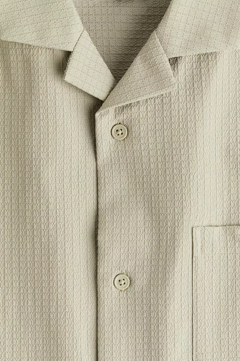 Loose Fit Textured resort shirt