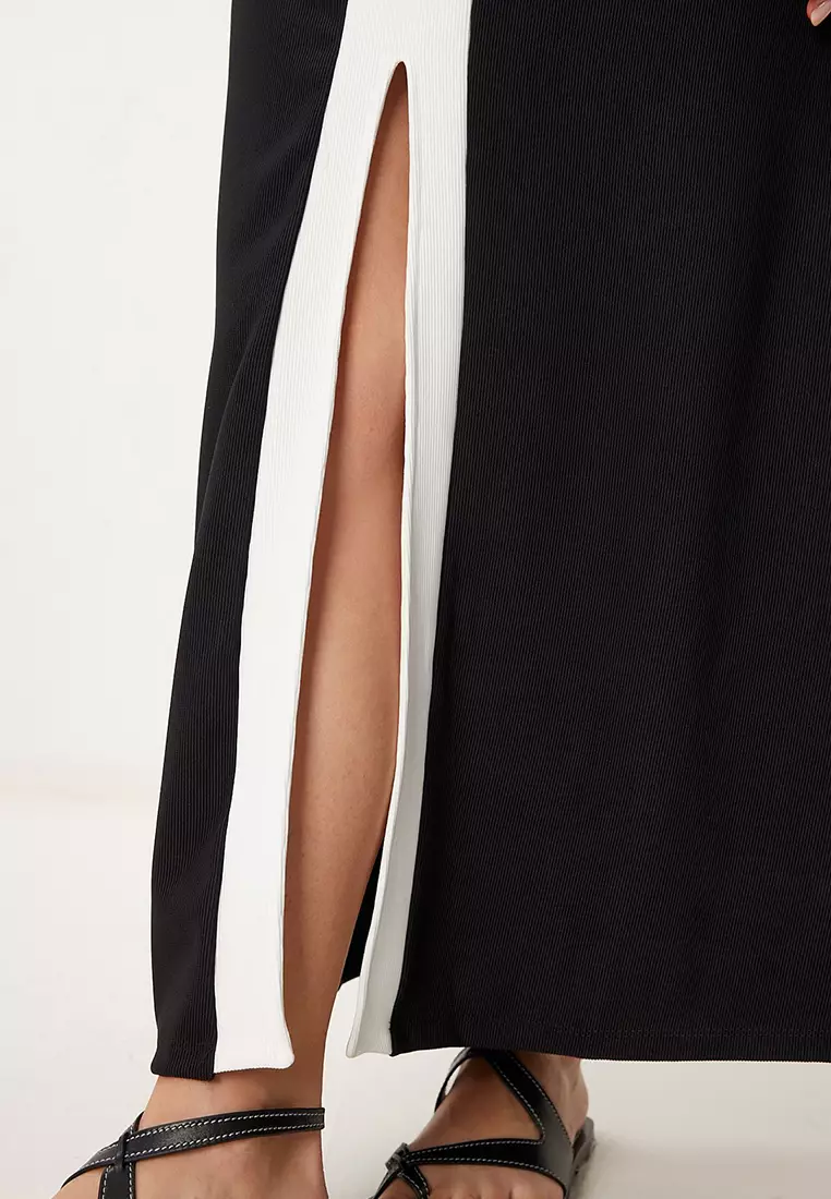 Women's Black White Contrast Color Stretchy Ribbed Knitted Dress Fw00012