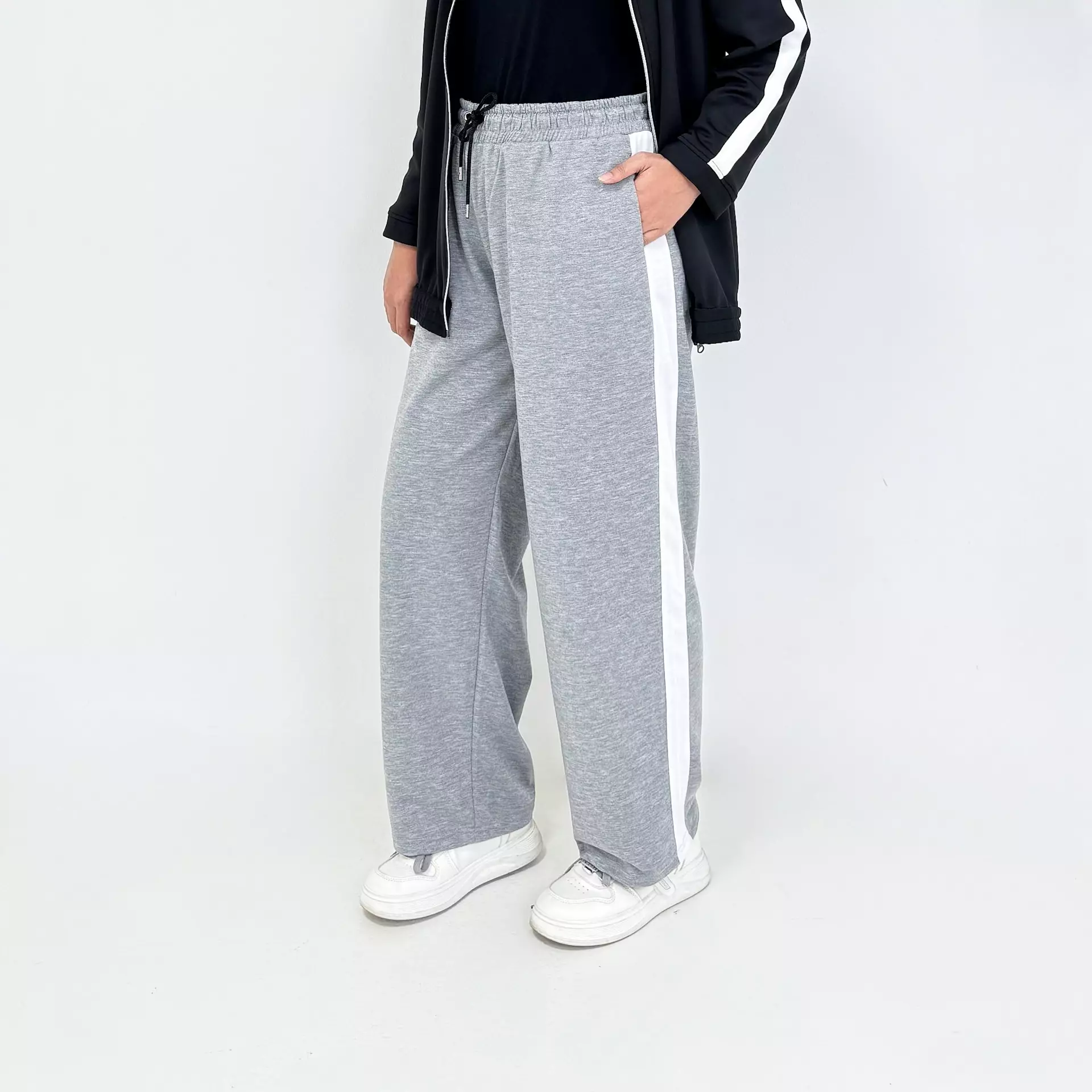 Setelan Jaket Sporty HITAM - GREY