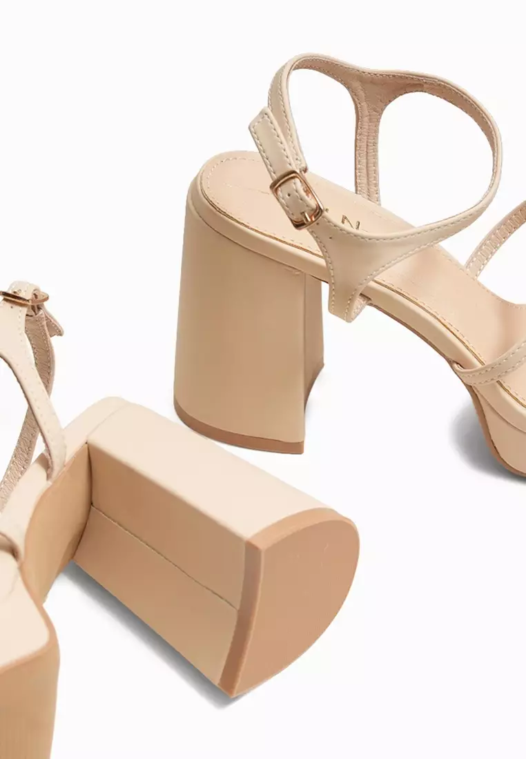 Astrid Platform Sandals