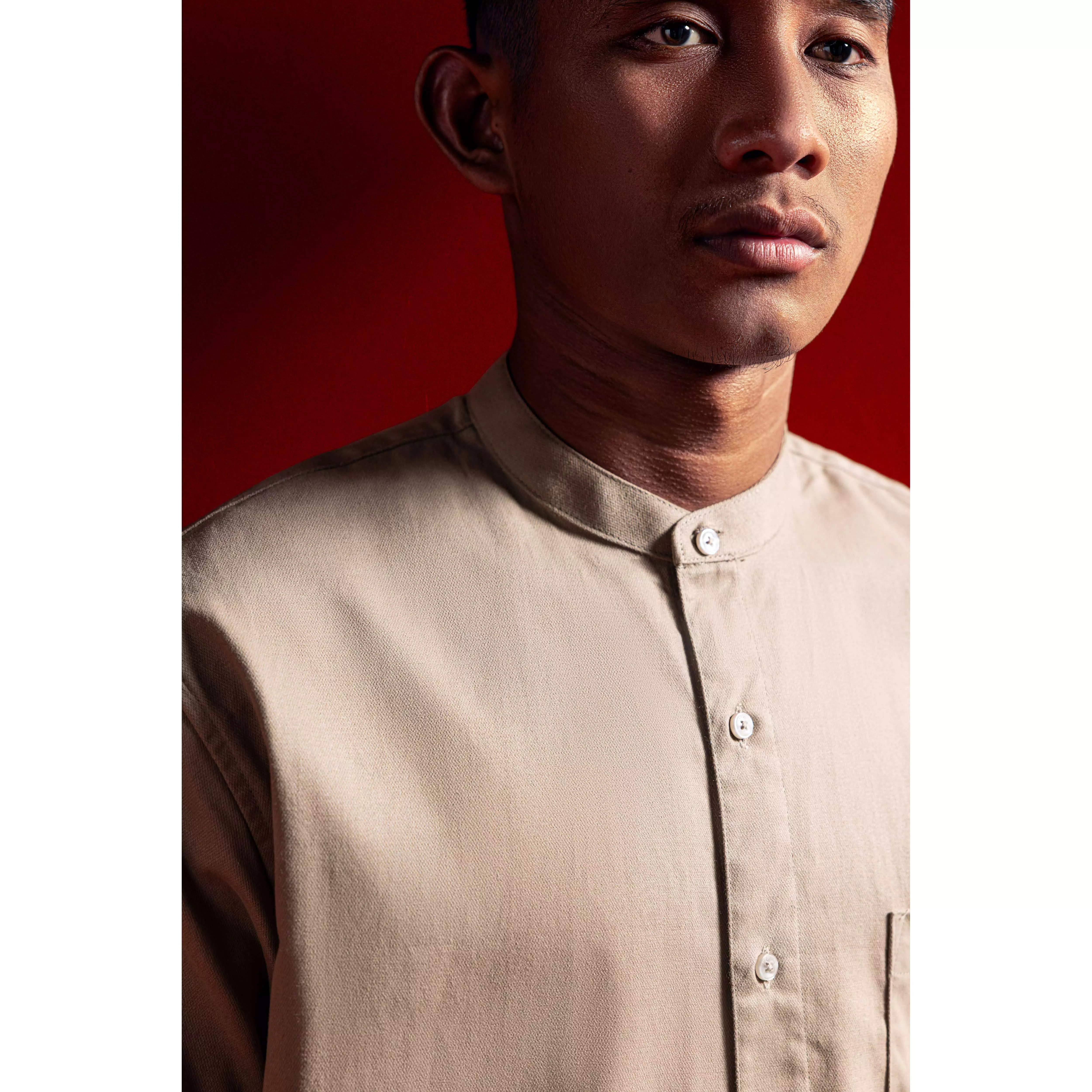 LARUSSO X Rizky Ridho - Form + Focus - Big Size Koko Ultra Soft Lengan Pendek - Twill Brown