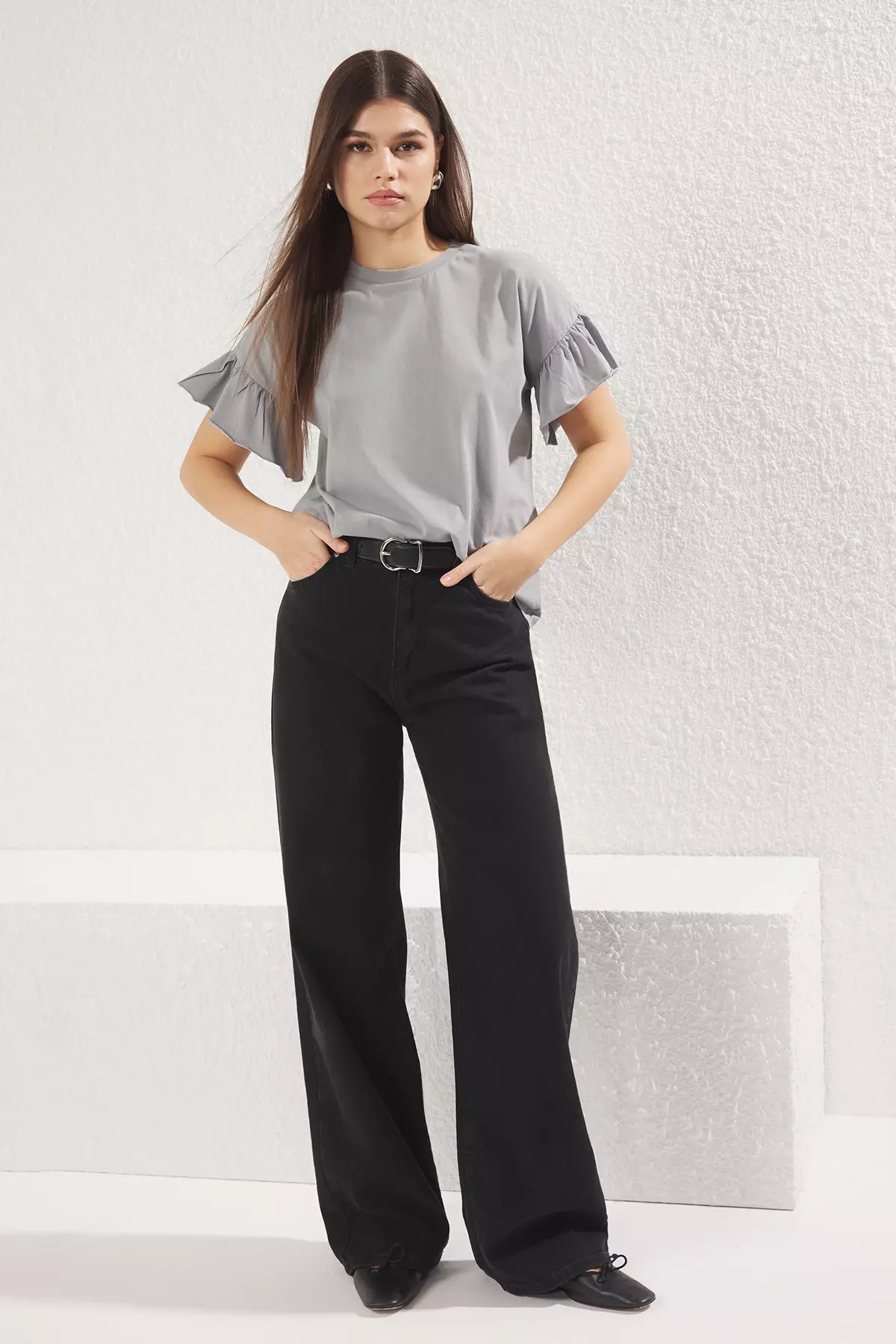 Ruffle Detailed Crew Neck T-Shirt