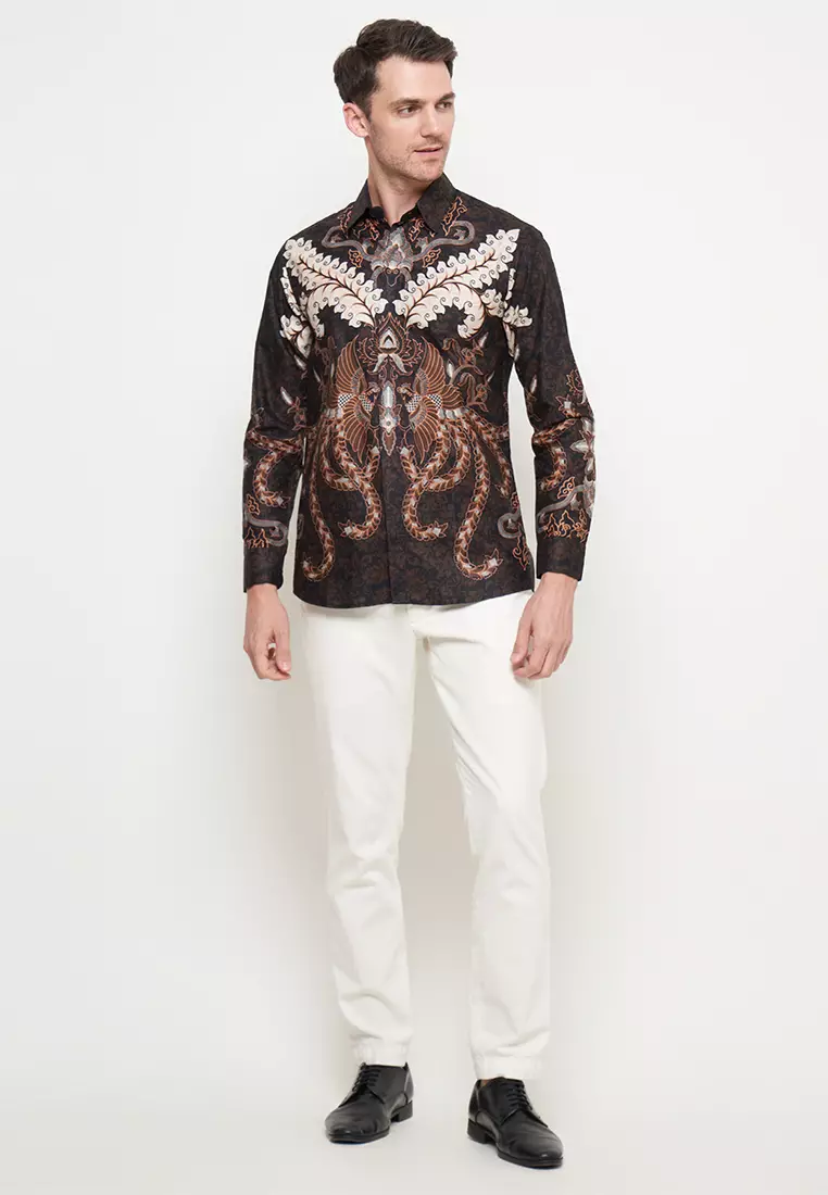 Slimfit Agira Kemeja Batik Pria Lengan Panjang