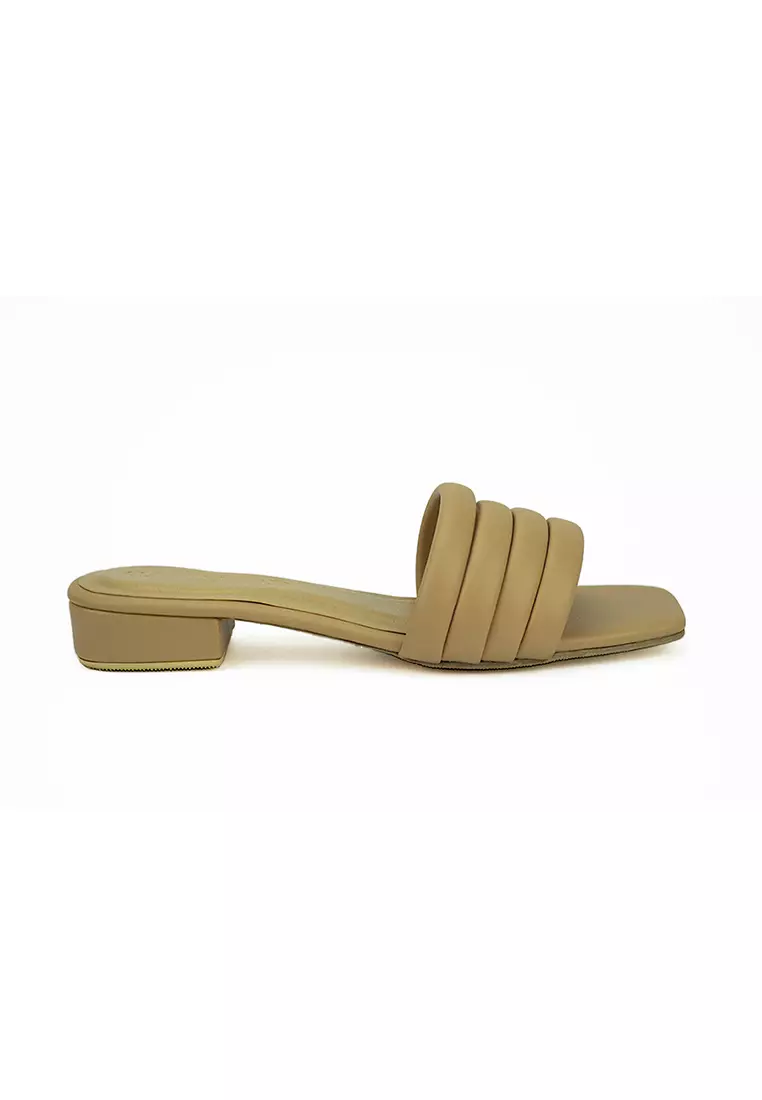 Discount on Cardam's Lifestyle  shoes - SKU: Eclb Ed 00129 Beige Heeled Sandals