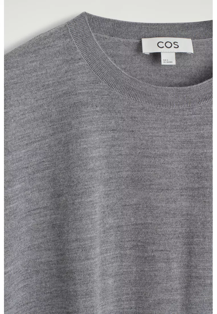 CIRCLE-CUT MERINO WOOL TOP