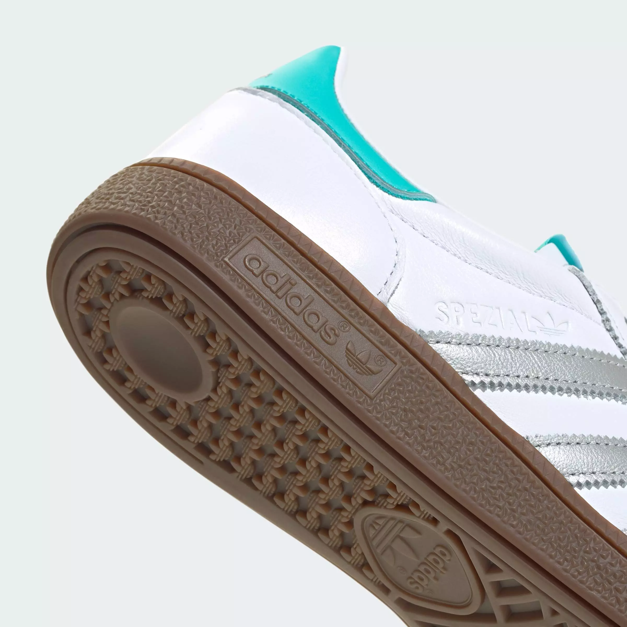 Basketball & Lifestyle HANDBALL SPEZIAL MERCEDES SHOES Men White KJ1178