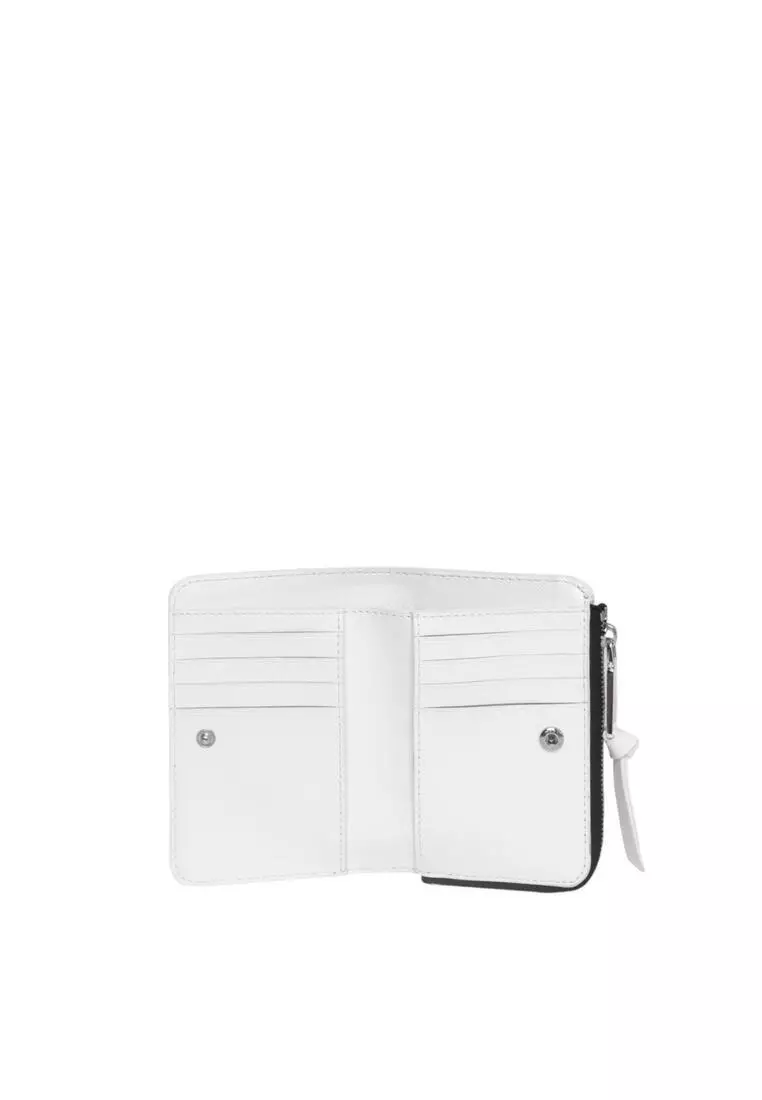 Buy Marc Jacobs The Utility Snapshot Dtm Slim Bifold Wallet 2025