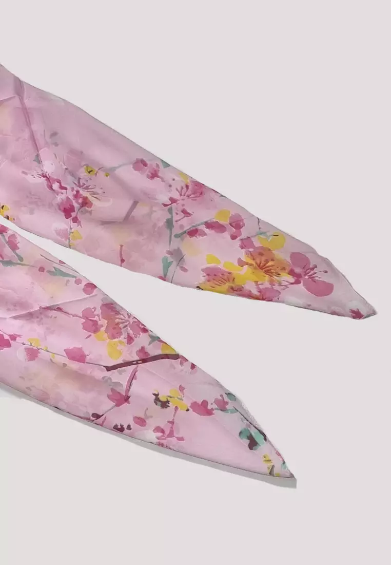Aksesoris Scarf  Wanita Sakura Tree Silk-Feel Scarf Syal Wanita Pink