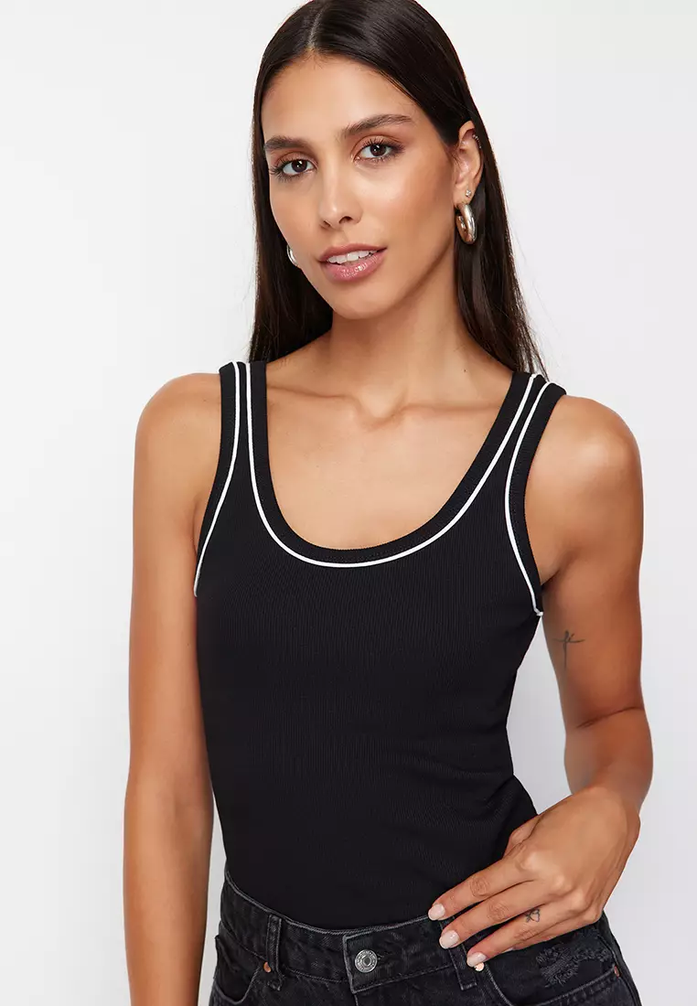 Contrast Piping Rib Tank Top