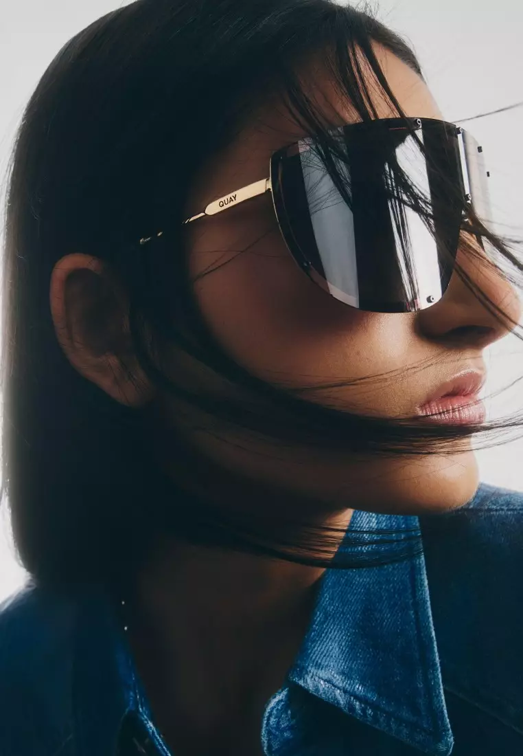 On Set Sunglasses - Gold/Black