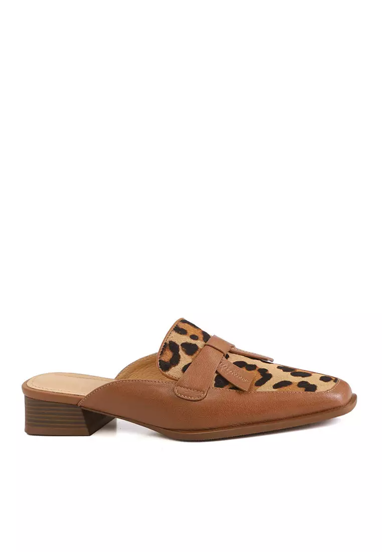 Discount on Twenty Eight Shoes  shoes - SKU: VANSA Sheep Leather And Haircalf Low Heel Sandals VSW-C-992