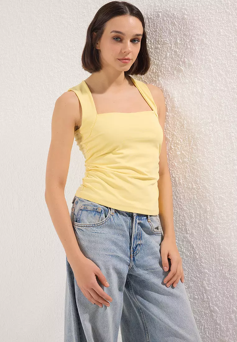 Light Yellow Plain Square Neck Strappy Gathered Fitted/Fits Body Flexible Knitted Blouse TWOSS24BZ00400