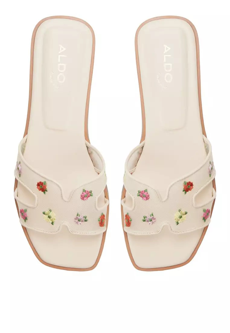 Itsandal Sandals