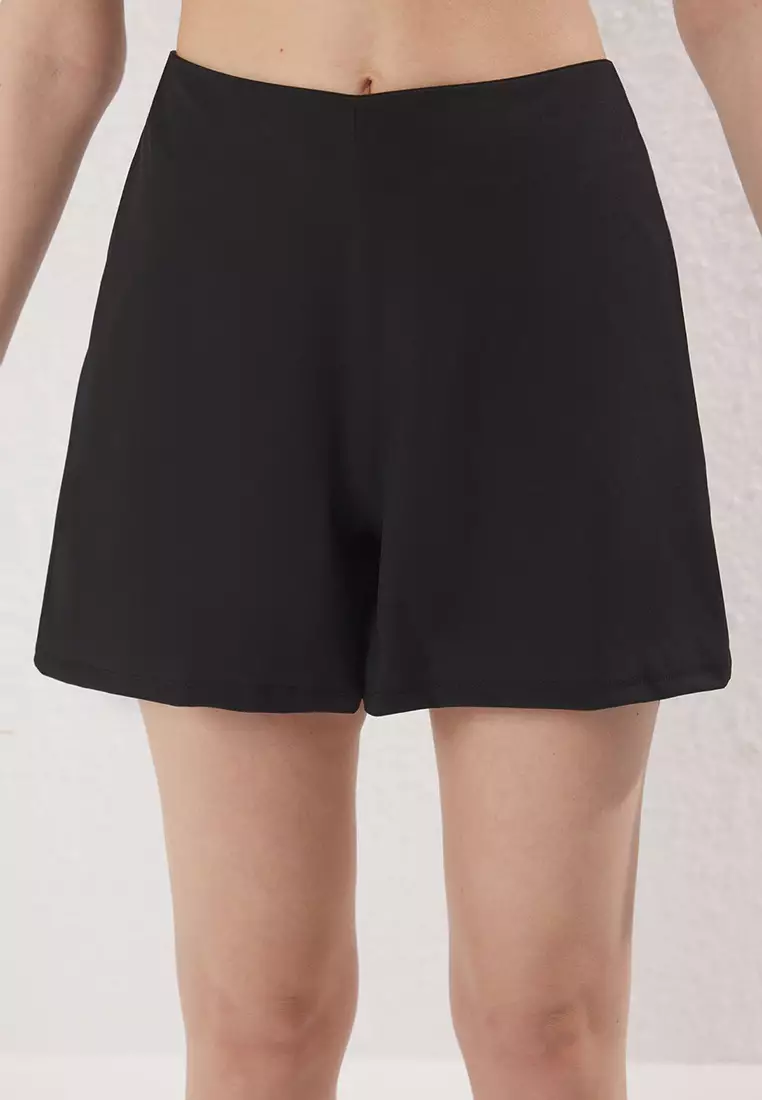 Black Skirt Look 2 Layered Knitted Sports Shorts With Shorts Inside Thmss25Sr00002