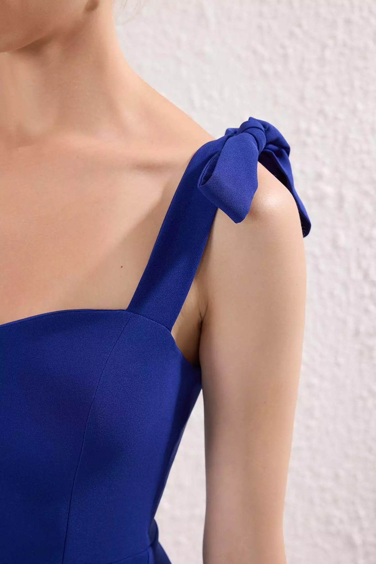 Saks A Line Strap Binding Detailed Midi Stylish Evening Dress