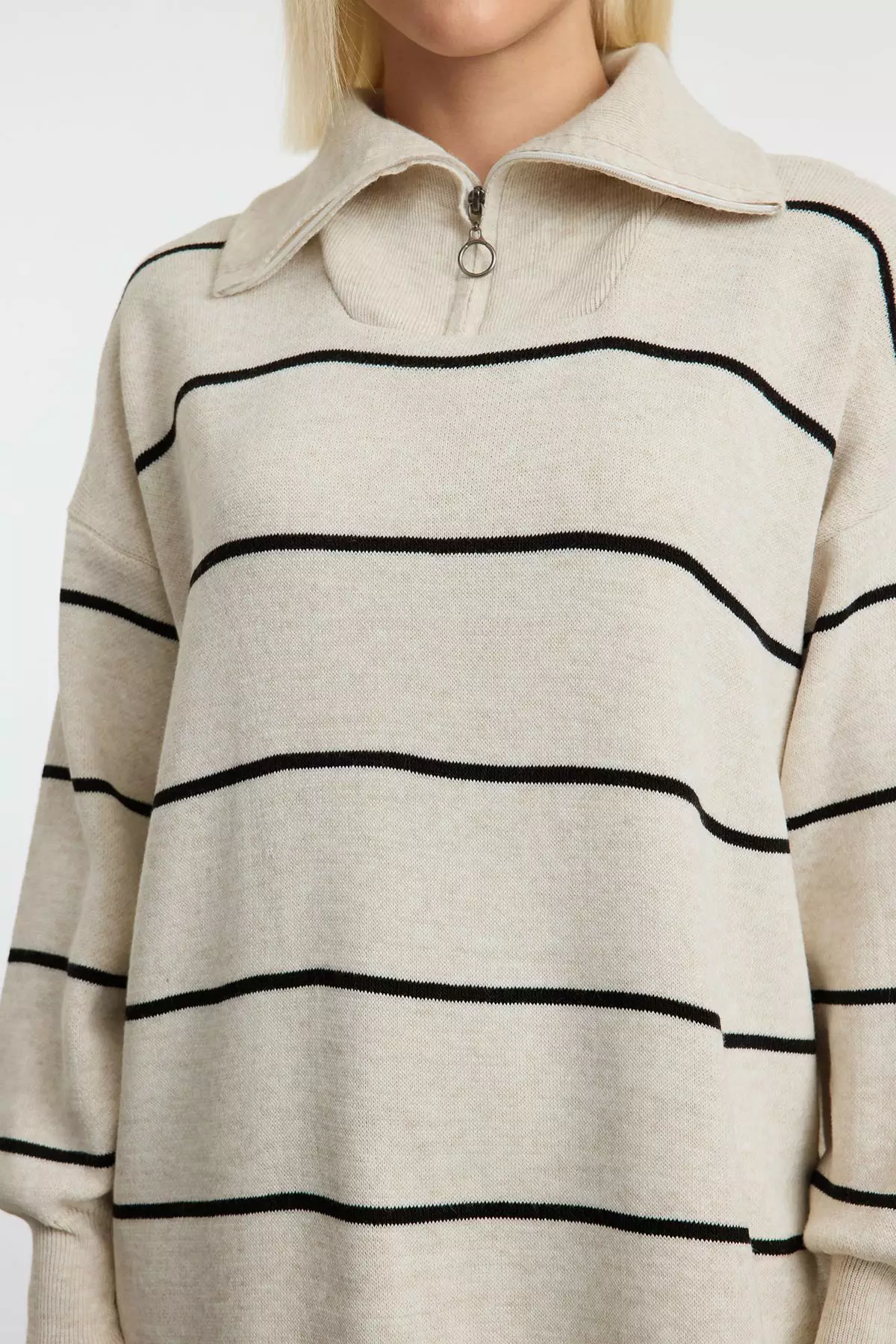 Stone Striped Turn-Down Collar Zipper Detailed Knitwear Sweater Tctaw25Ak00064