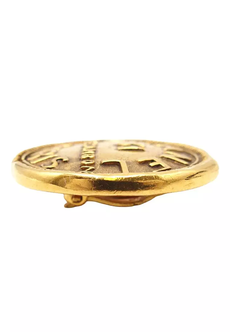 Pre-Loved Chanel Gold Plated 31 Rue Cambon Round Clip On Earrings