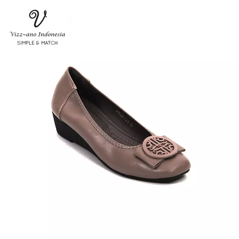 Vizzano Shoes Sepatu Wedges Flat Kerja Flatshoes Empuk (Hak 5 cm) Wanita Design Jovelyn