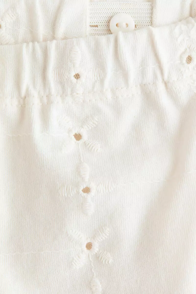 Broderie anglaise shorts