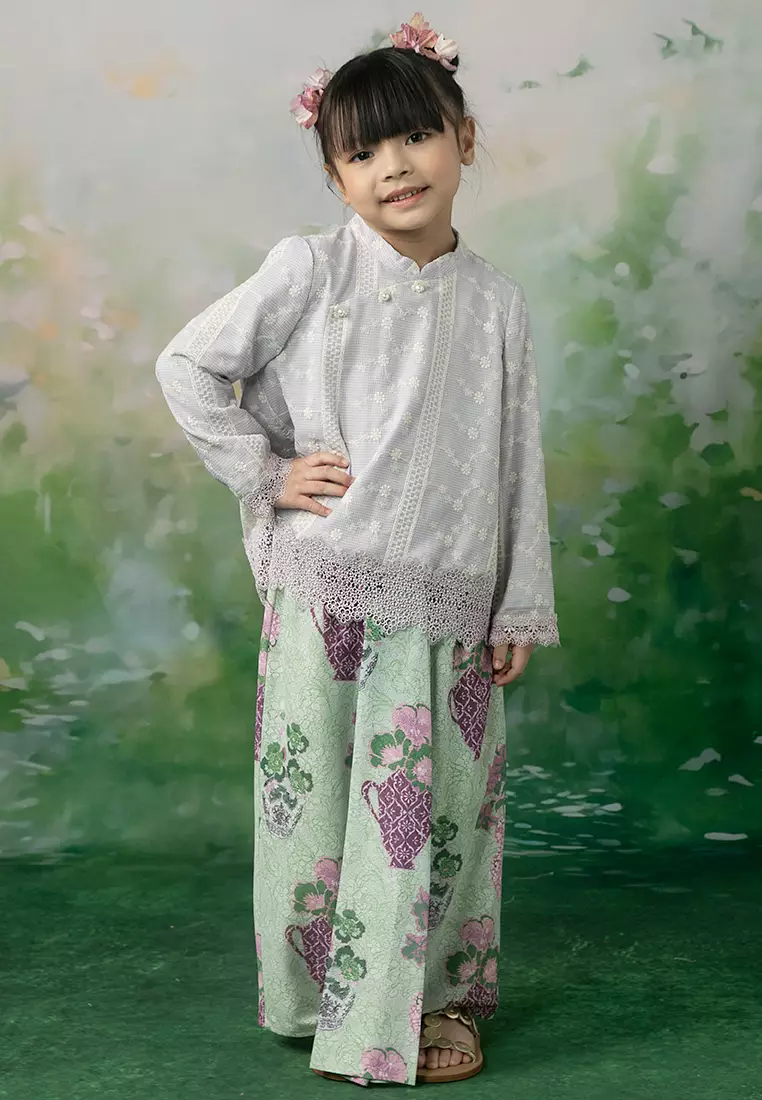 Blossom Kurung Kedah Set