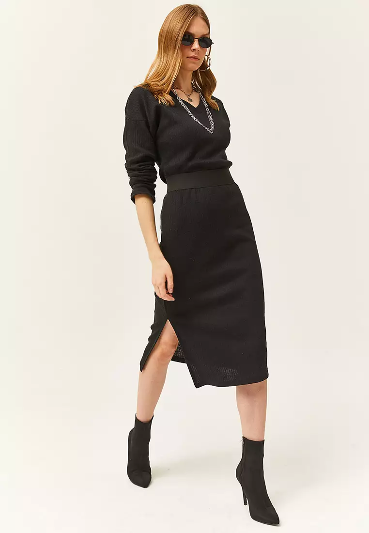 Side Slit Detail Ribbed Dress