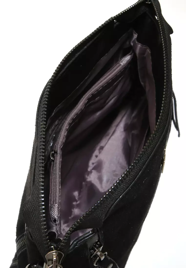 Eilaria Tas Selempang Wanita Zipper Design Sling Bag Mini Material Beludru ORIGINAL - Black