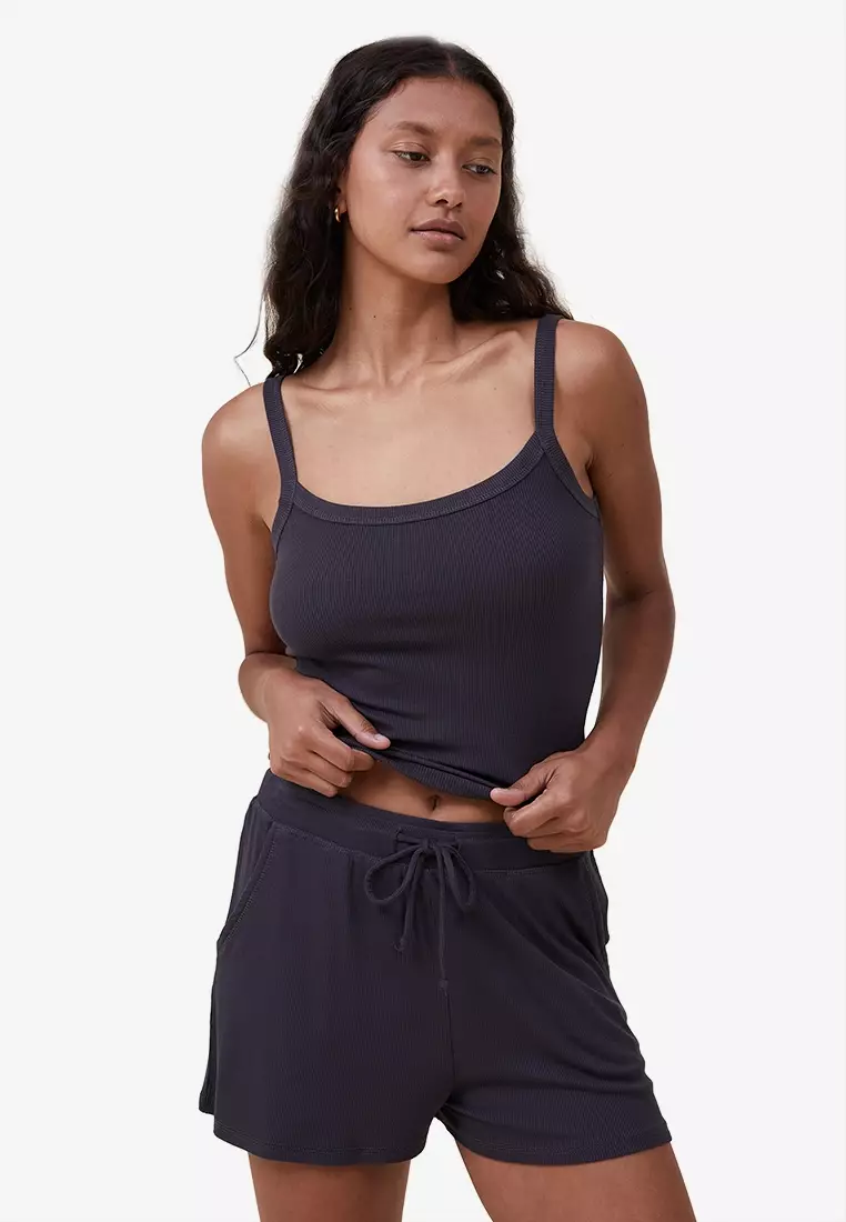 SALE of up to 50% OFF Fashion Apparels Online