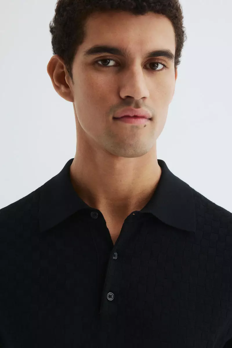 Slim Fit Textured-knit polo shirt