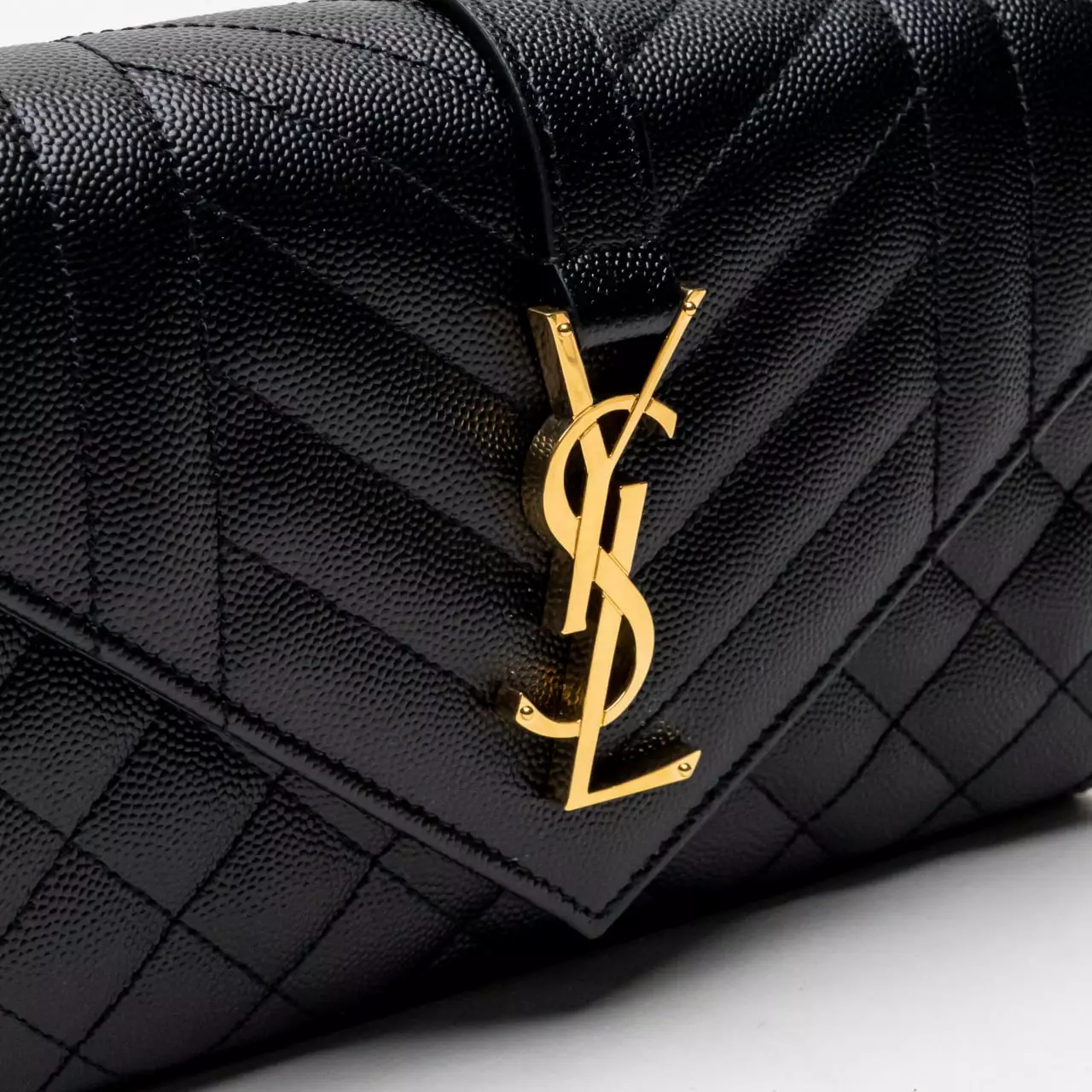 Envelope Small Shoulder Bag Black Ghw