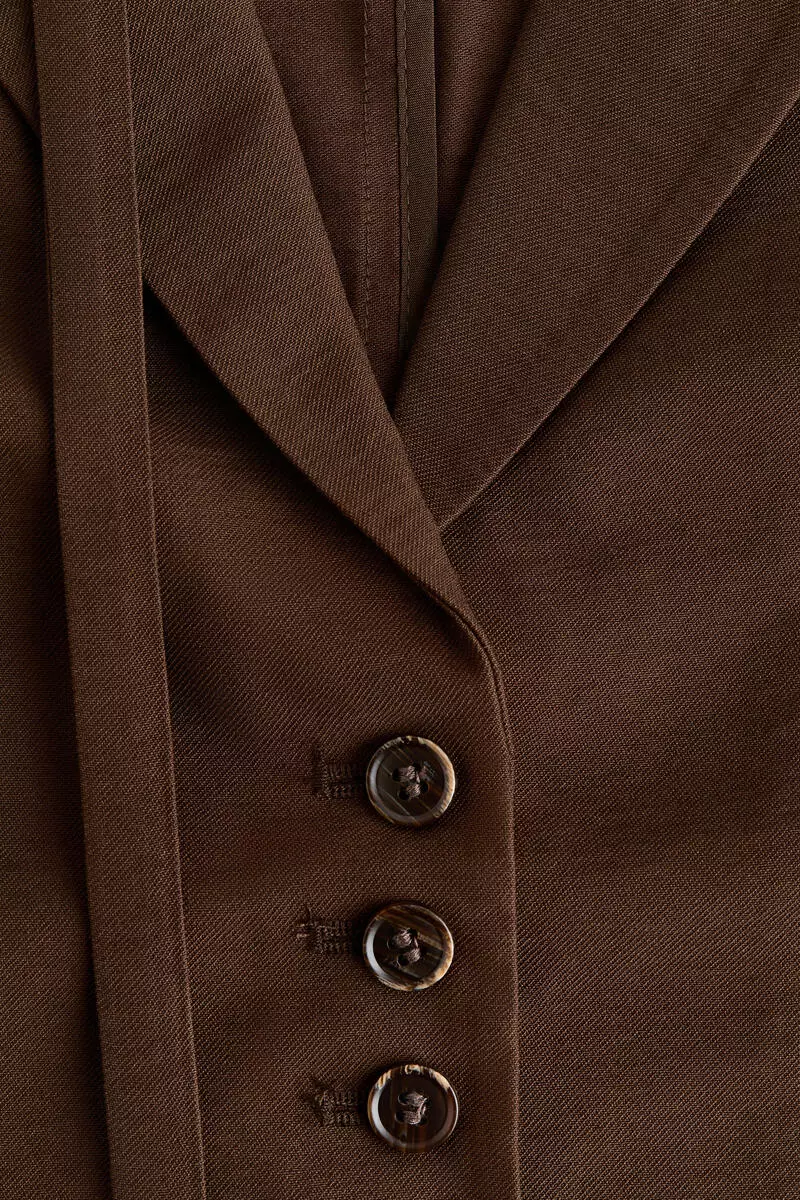 Single-breasted tie-belt blazer