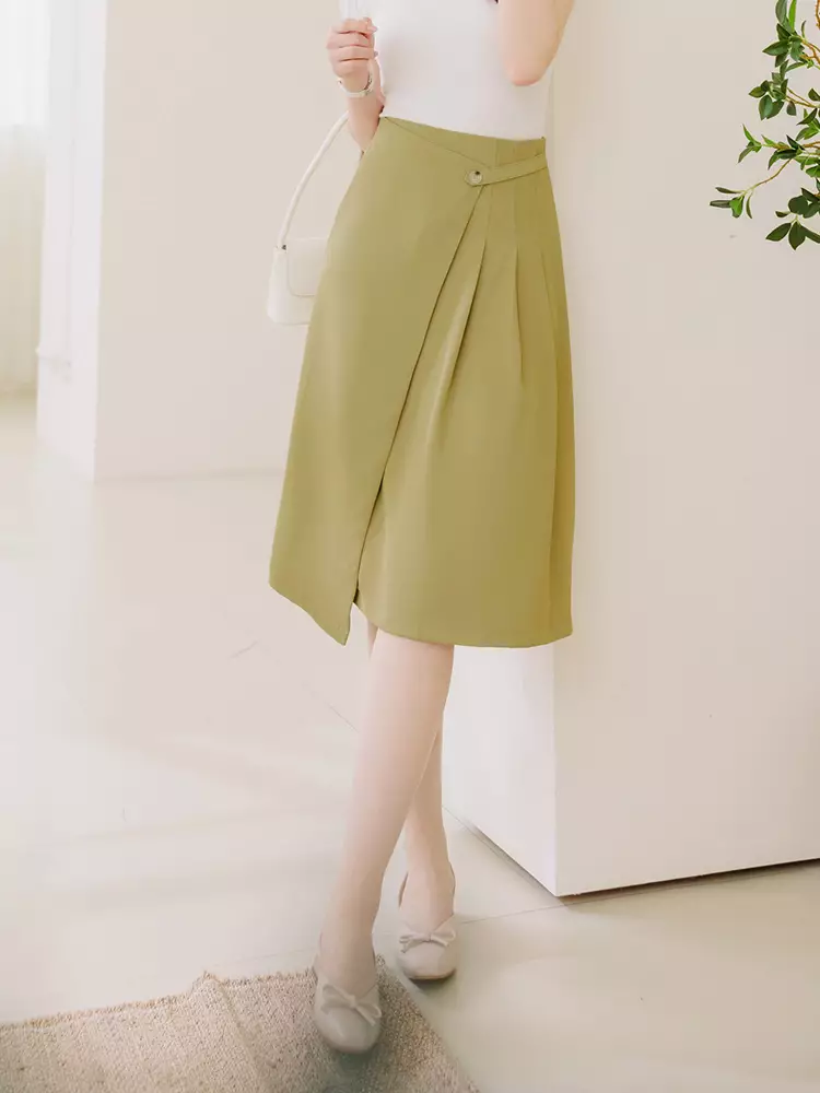 Solid Color Asymmetrical Panel Pleated Midi Skirt [CA2913]