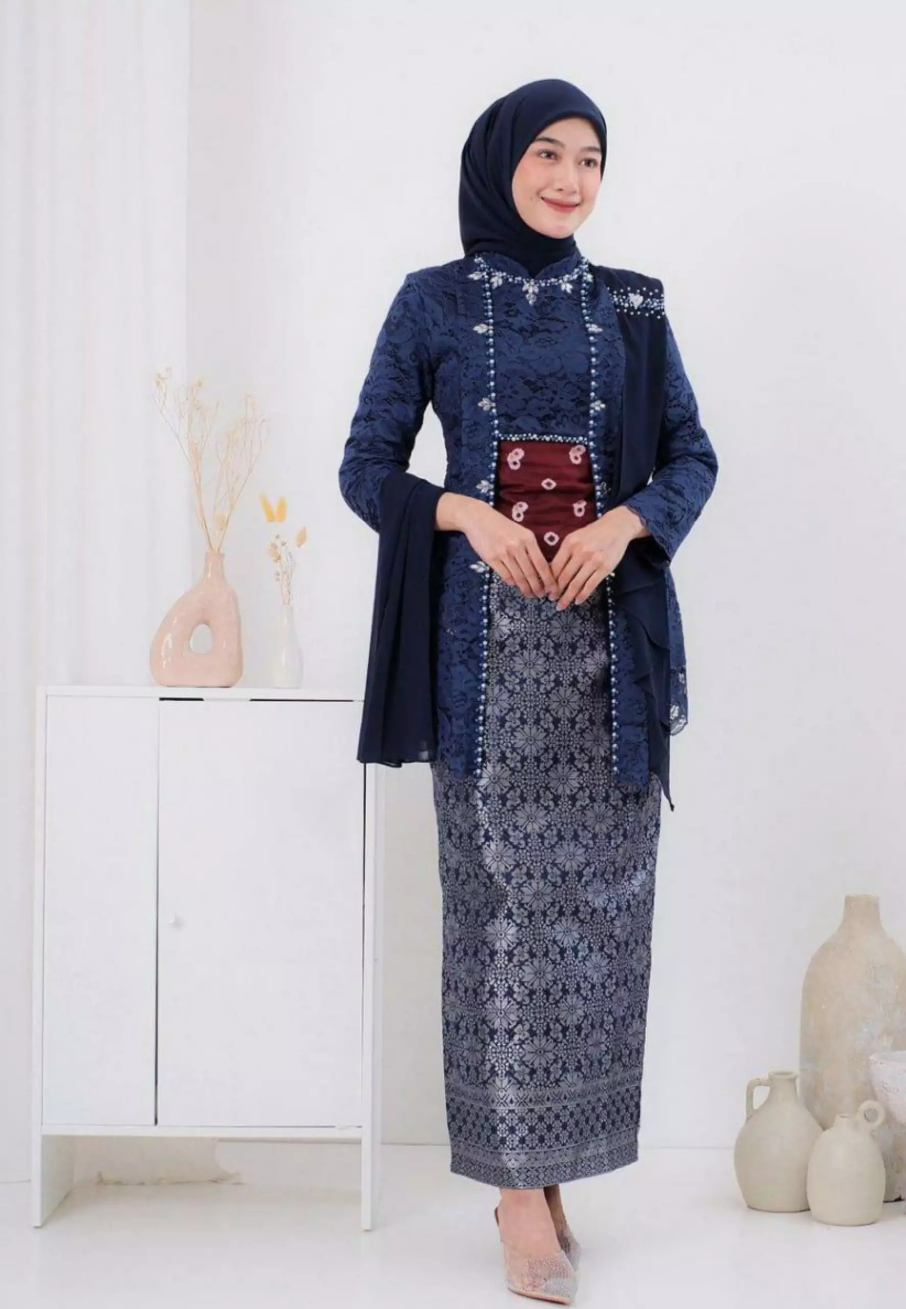 Kebaya Aksmi Navy Premium OD