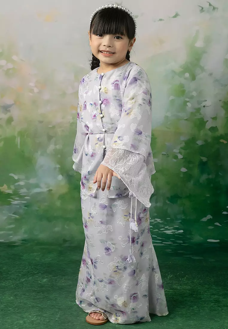 Elena Recycled Polyester Kebaya with Belt Set