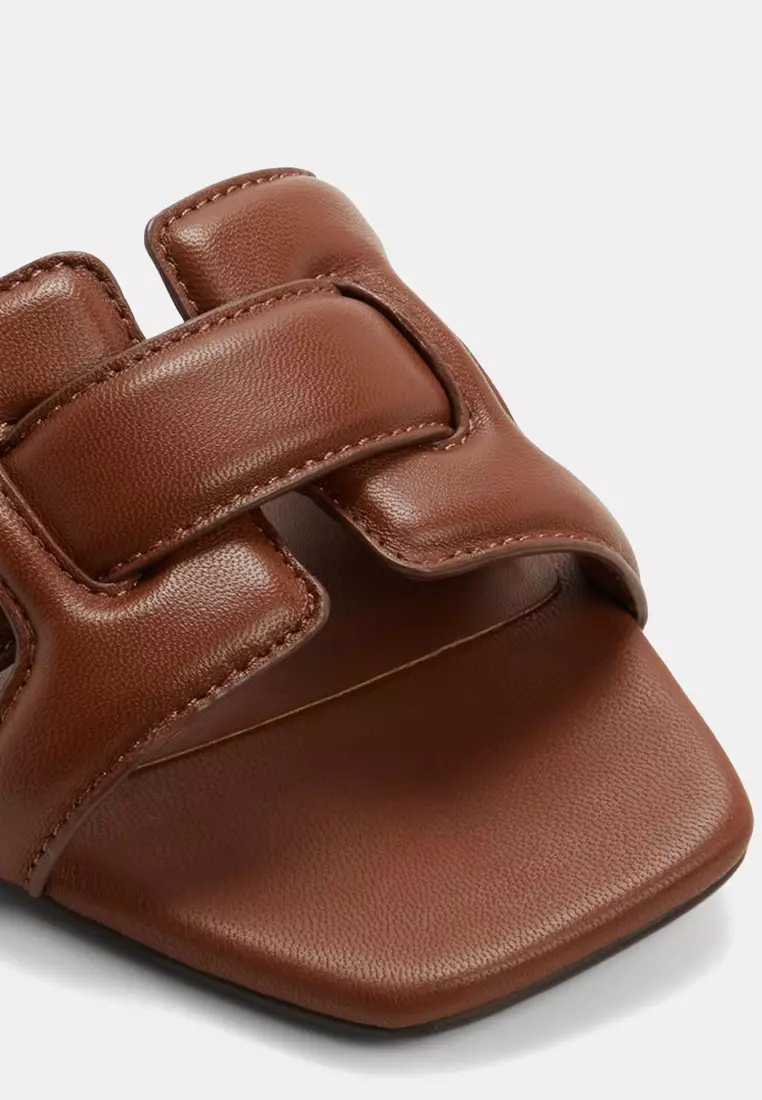 Elenaria Sandals