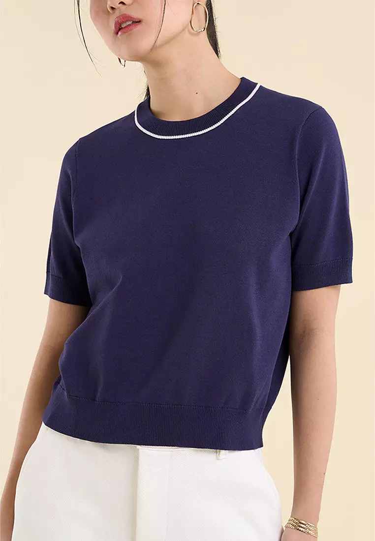 Dress Code Light Knit Top