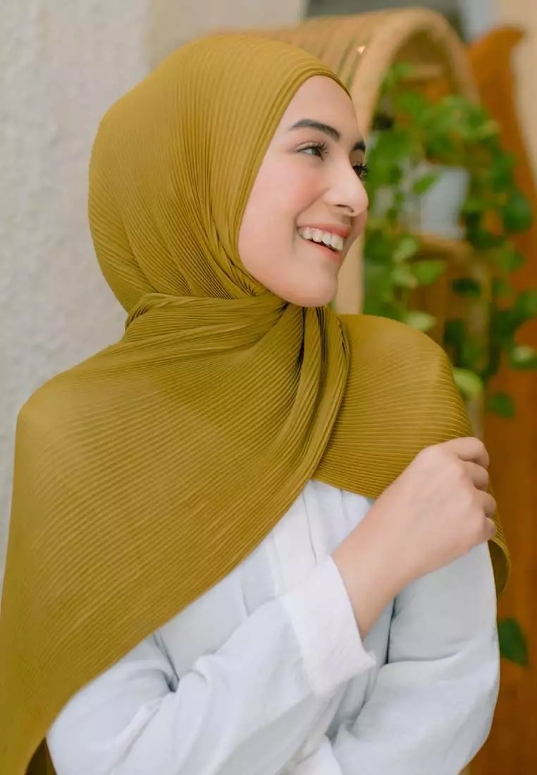Bawal Pleats Shawl Zaitun