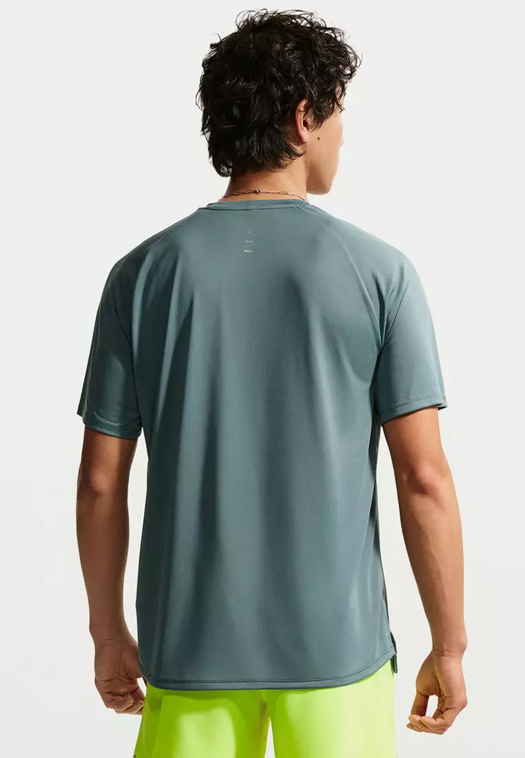 Stride Dri-FIT ADV Short-Sleeves Running Tee