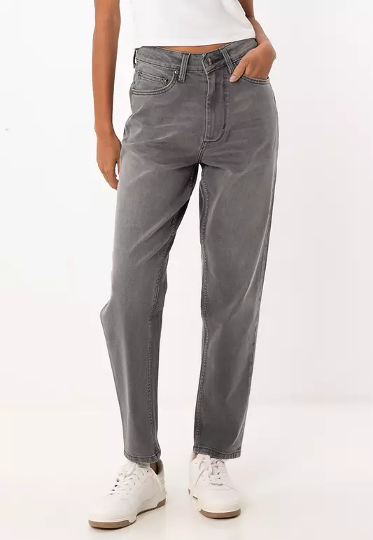 Quantic Tapered Mom Jeans