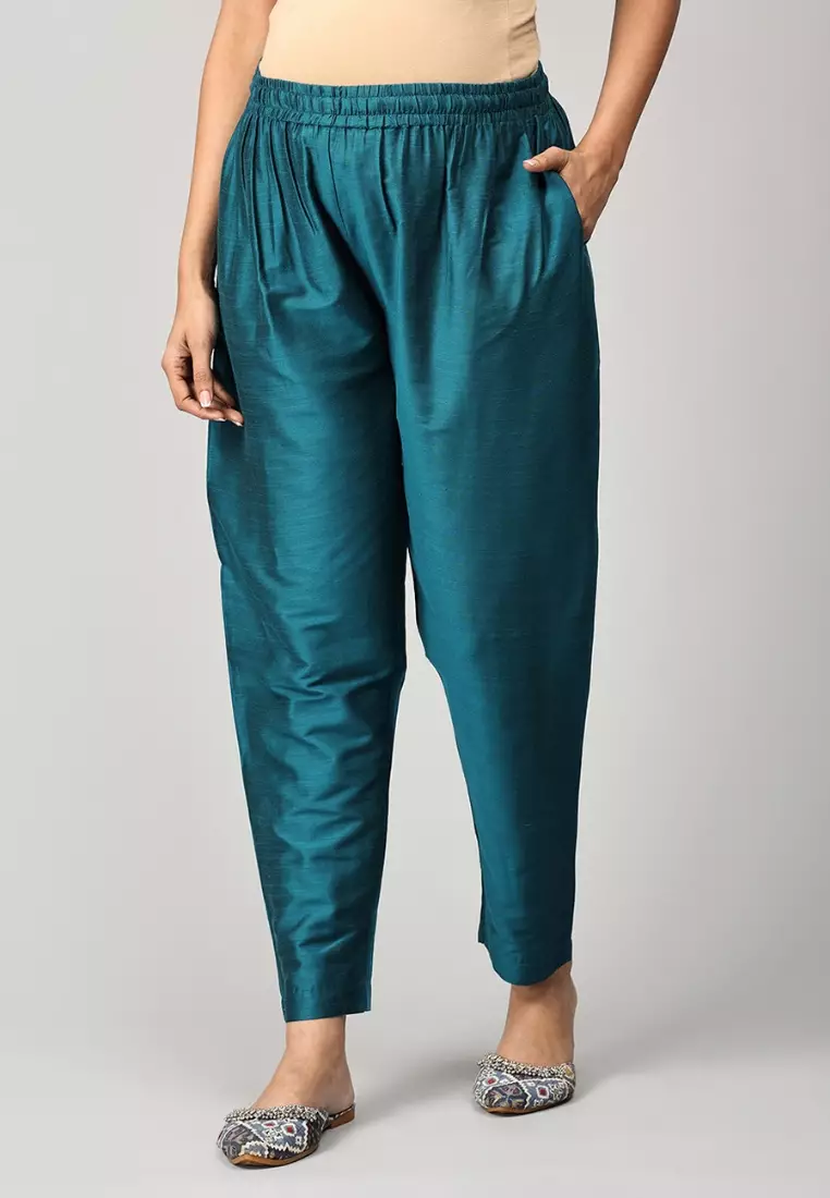 Drama At Gala 刺绣孕妇装和哺乳期真丝库尔塔套装