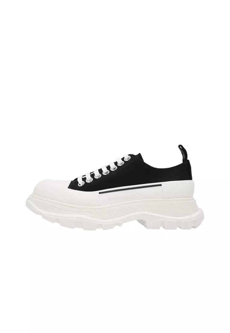 Tread Slick Women's Sports Shoes in White with Black Accents 697072 W4AAQ