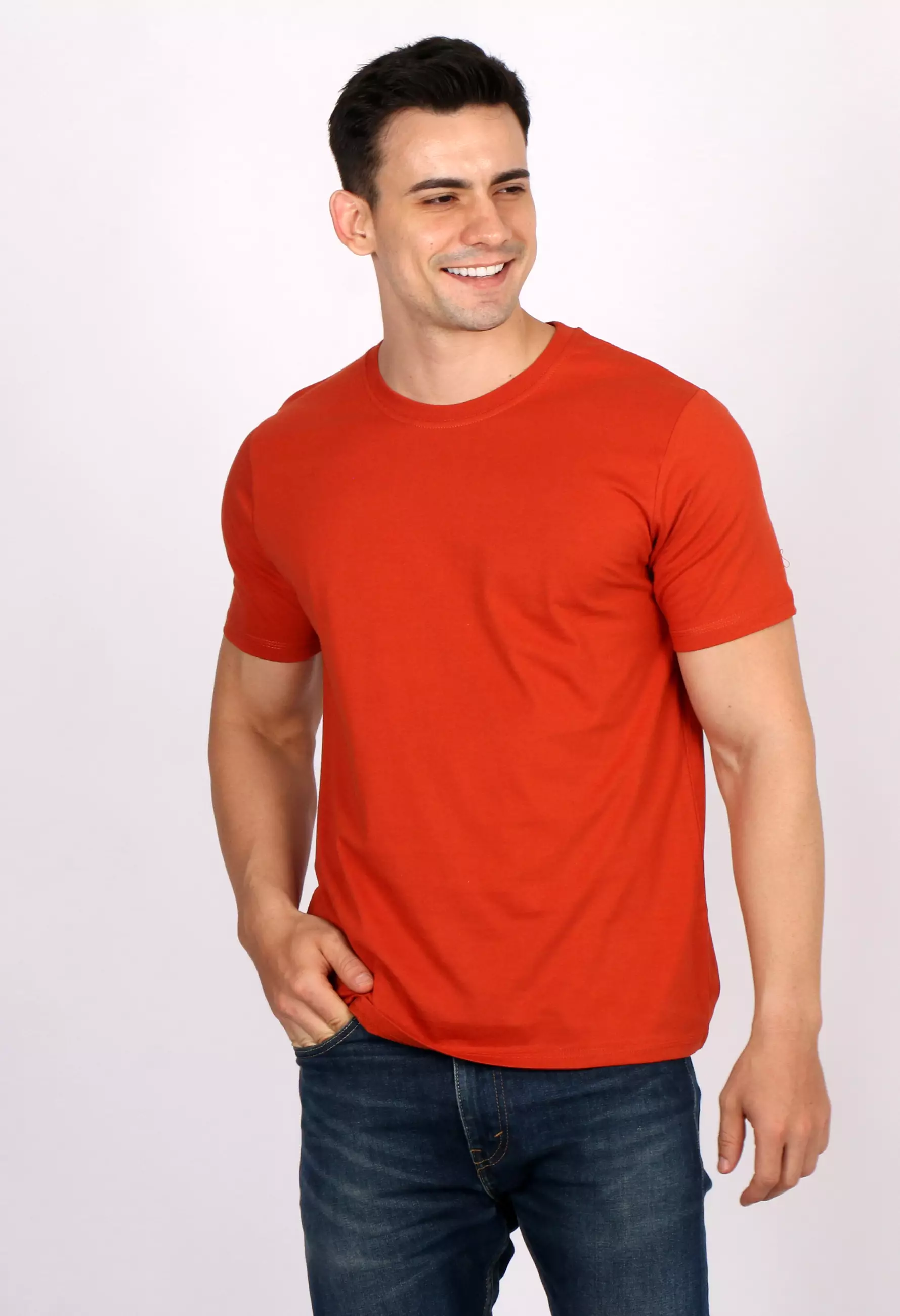 Simple Perfect Kaos Polos Cotton Lengan Pendek Scarlet