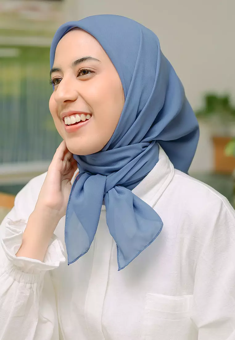 Polly Cotton (Hijab Segiempat Bella Square) Denim